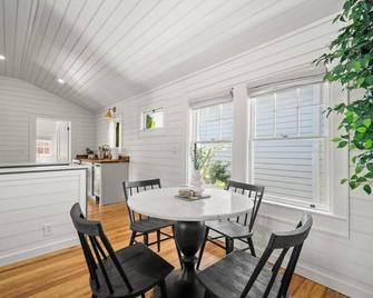 The Adaline 9 by Brightwild Hyde Park Penthouse - Tampa - Dining room