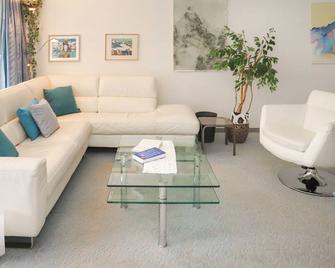 Apartment Matten - Utoring-19 by Interhome - Zermatt - Stue