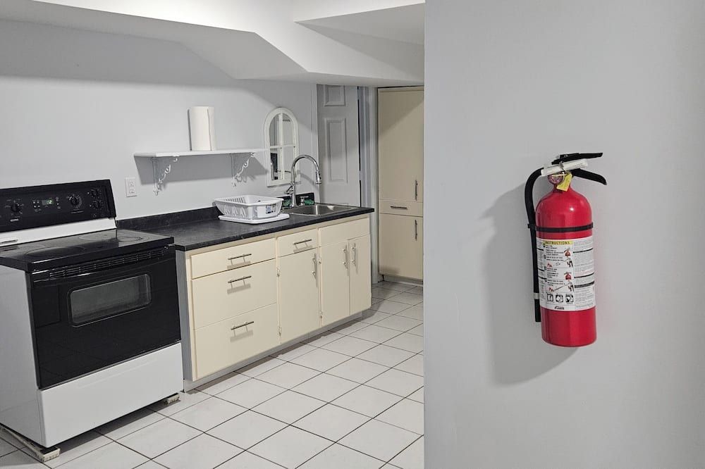 Lovely one bed accommodation in a quiet environment - Sudbury - Kitchen