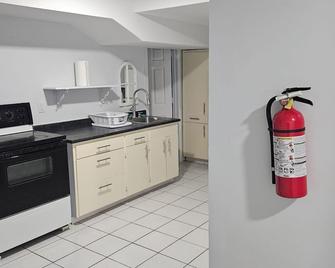 Lovely one bed accommodation in a quiet environment - Sudbury - Kitchen