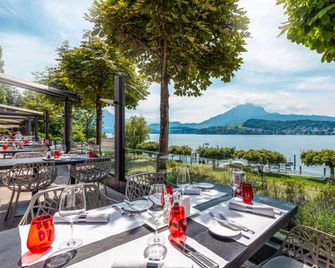 Hotel Hermitage - Lucerne - Patio