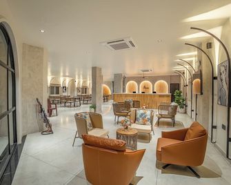 Aura Inn & Suites - Mysore - Restaurant