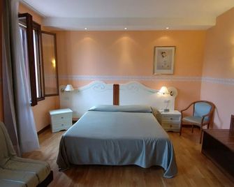 Albergo Ristorante Flora - Vittorio Veneto