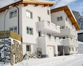 Apartment Susi by Interhome - Flirsch - Building