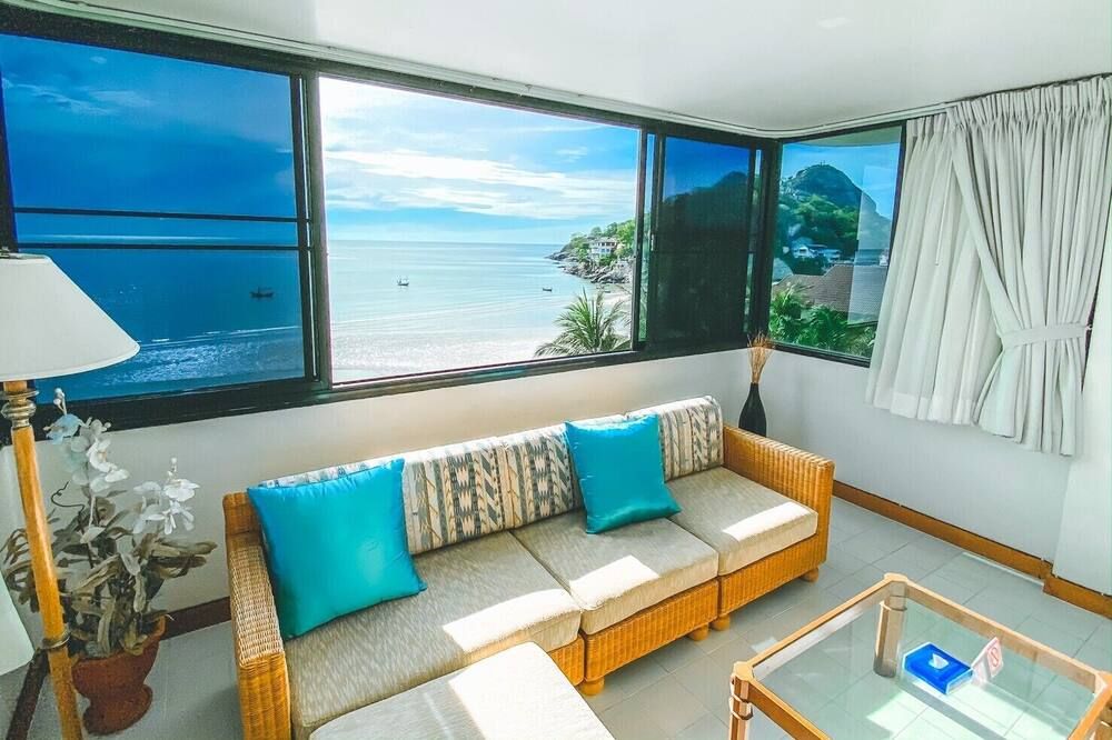 Nern Chalet Beachfront Hotel - הוא הין - סלון