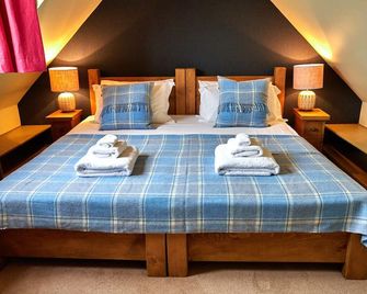 The Cattleman's Bothy - Highland House With Stunning Balnakeil Beach Views. - Durness - Bedroom