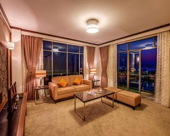 Adya Hotel Langkawi - Langkawi - סלון