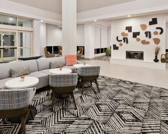 Hilton Garden Inn Birmingham/Lakeshore Drive - Birmingham - Lounge