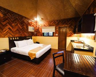 Sol Y Viento Mountain Hot Springs Resort - Calamba - Bedroom