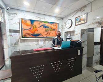 Bedis lodge - Jammu - Front desk