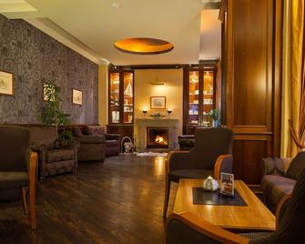 Hotel IV Jahreszeiten Kühlungsborn - Kuehlungsborn - טרקלין