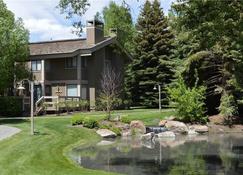 Villager Condo 1235 - In the Heart of Sun Valley Resort Access to Resort Pools - Sun Valley - Outdoors view
