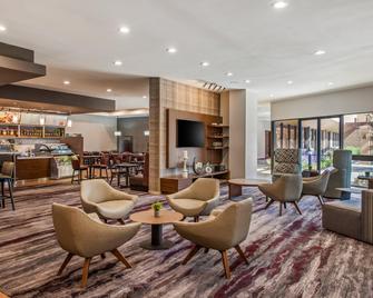 Holiday Inn Oxnard North - Oxnard - Bygning