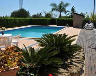 B&B Il Mandorleto Avola - Avola - Piscina
