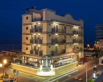 Strand - Bellaria-Igea Marina - Bangunan