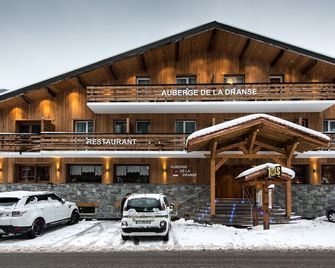Auberge de la Dranse - Châtel - Building