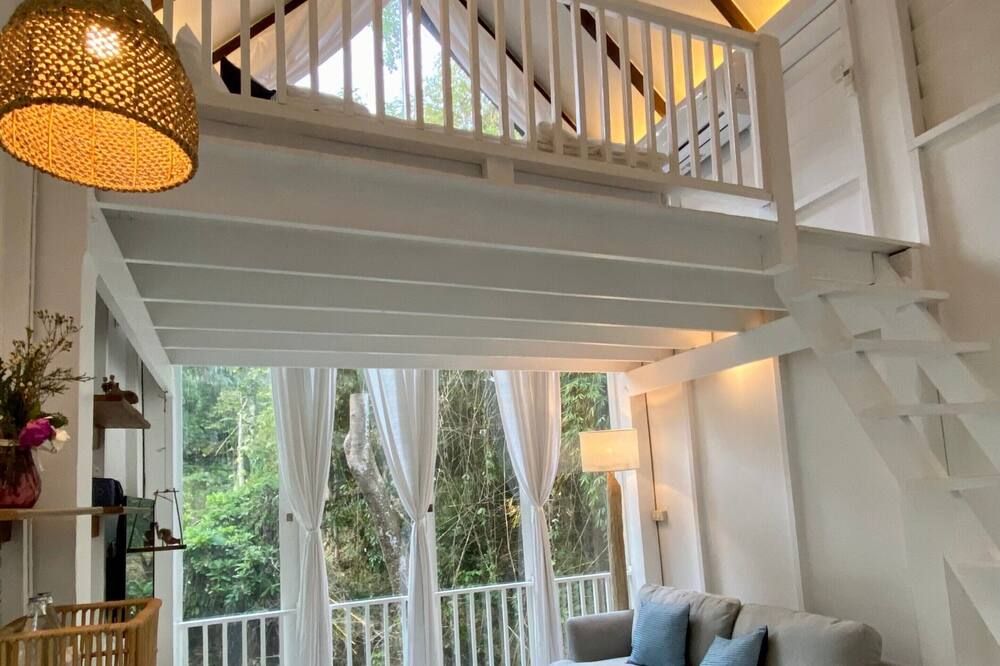 Proud Phu Fah Maerim Resort