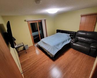 Mississippi River House - Elk River - Bedroom