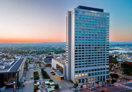Hilton Quebec from $68. Québec City Hotel Deals & Reviews - KAYAK