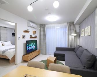 W&M House - Kanazawa - Living room
