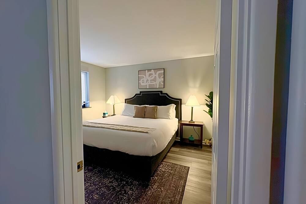 Simple, Comfy Living - Furnished 1br Pad - شيكاغو - غرفة نوم