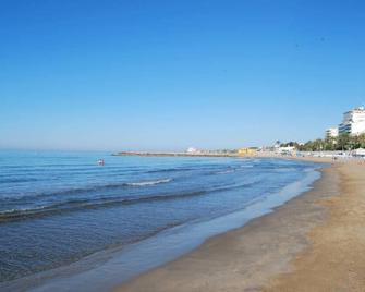 Sitges Most Central Center, Beach 5 Minuts. Free Wifi. Quiet Apartment. - Sitges - Strand
