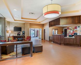 Best Western Plus St. Paul North/Shoreview - Shoreview - Front desk