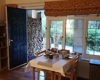 Wye Valley Countryside Retreat - Chepstow - Dining room