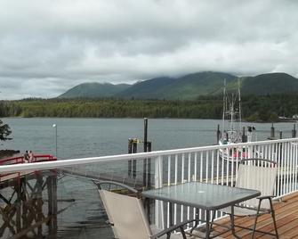 Bayshore Waterfront Inn - Ucluelet - Varanda