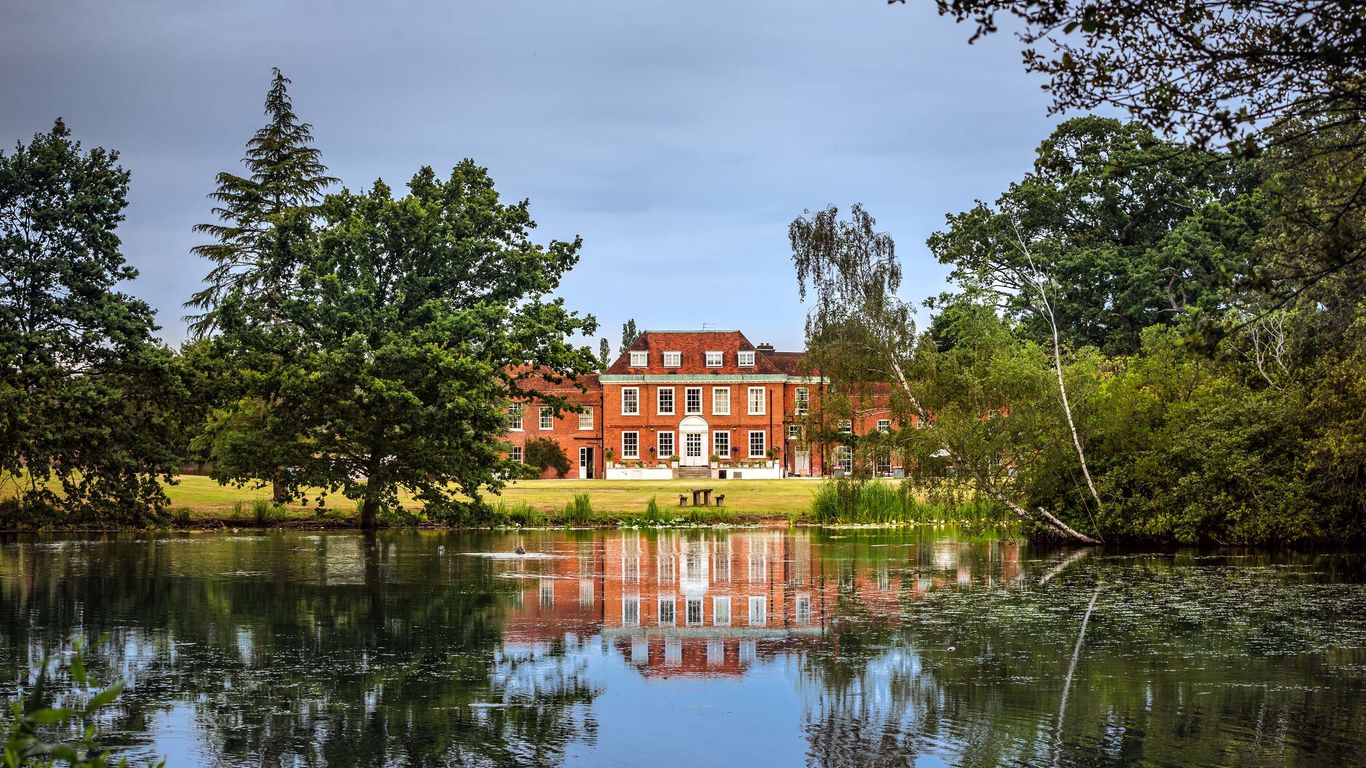 Stoke Place- Part of the Cairn Collection