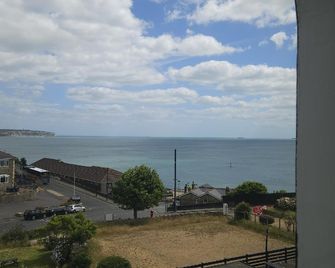 Sunrise Hotel - Shanklin - Balcony