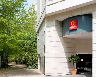 Aparthotel Adagio La Defense Kleber - Courbevoie - Building