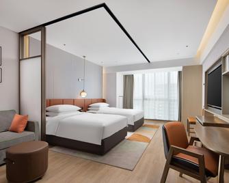 Home2 Suites by Hilton Wuhu Jiujiang - Wuhu - Habitación