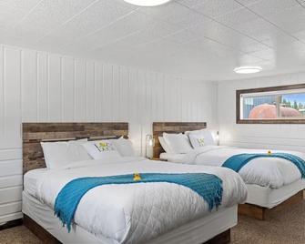 Lazy Duck Inn - West Yellowstone