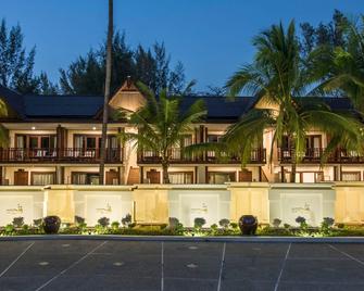 Jade Marina Resort & Spa - Ngapali Beach - Building