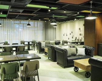 Green World Triple Beds - Taipei City - Lobby