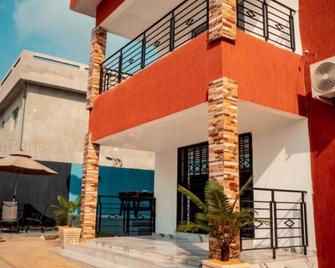 Tres Beau Duplex - Bingerville - Edificio