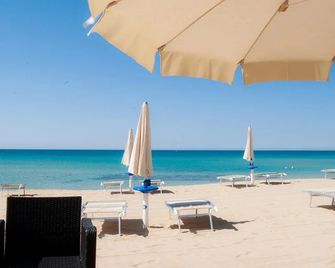 Hotel Beach Salento - Salve - Strand
