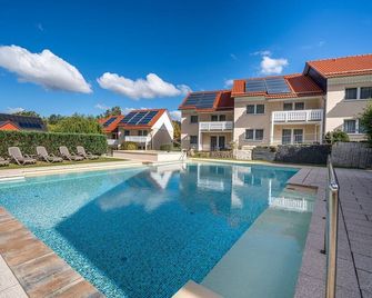 Hotelpark Bodetal - Thale - Piscina