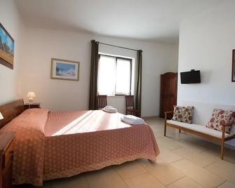 Agriturismo Masseria Palombara - Salve - Camera da letto