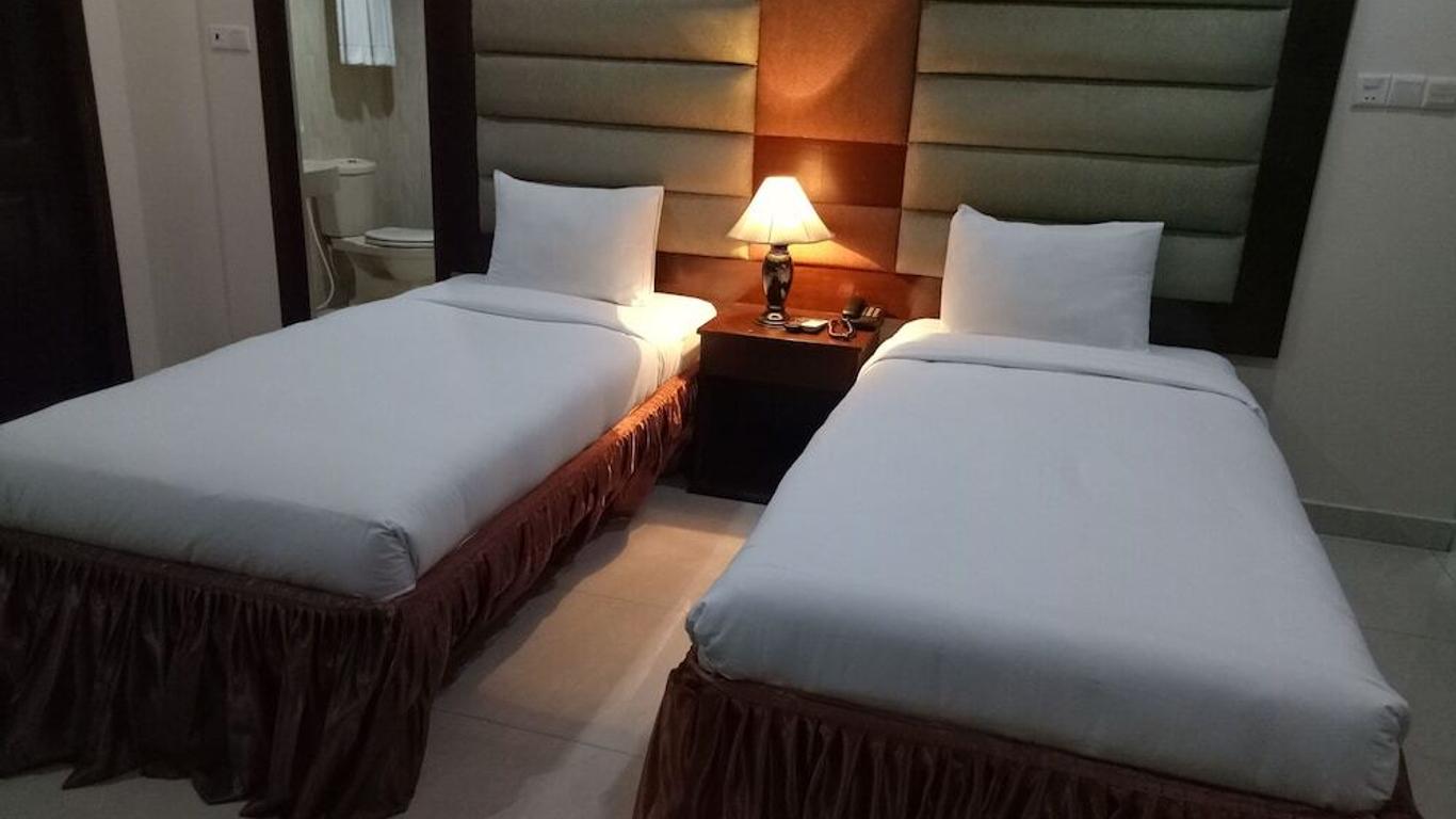 Grand Lake View Hotel