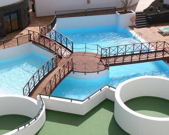 Apartamentos Lanzarote Paradise Colinas - Teguise - Pool