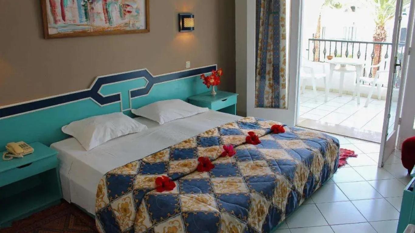 Hotel Emira