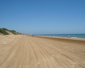 Villa Of The Angels In Front Of The Sea - Santa Maria del Focallo - Beach