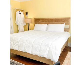 Beach Drive Inn Bed & Breakfast - St. Petersburg