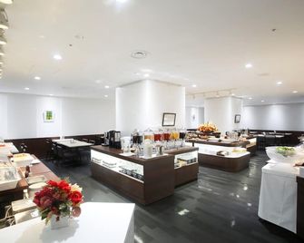 Hotel Grand City - Tokio - Buffet