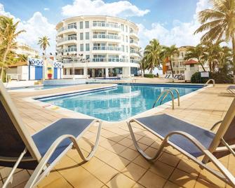 Hotel Royal Decameron Aquarium - San Andrés - Bể bơi