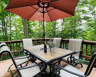 Tree House, Hot Tub, Cozy ,Wifi, Secluded, Serene,View, Central Location - Davis - Balkon