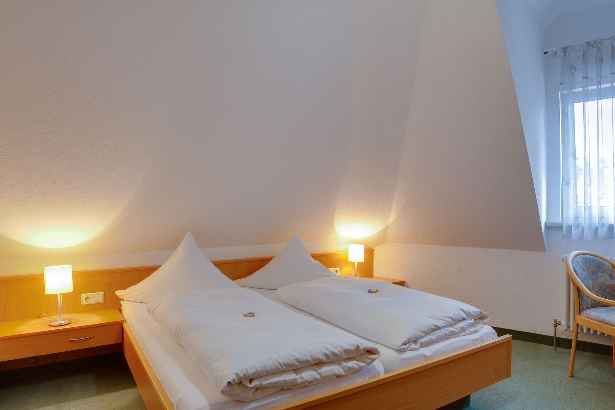 Central Hotel Friedrichshafen - פרידריכסהאפן - חדר שינה