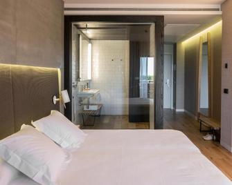 Hotel Can Xiquet - Cantallops - Chambre
